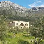 Holiday home Seaview Oitilon