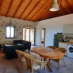 Seaview Holiday home Oitilon